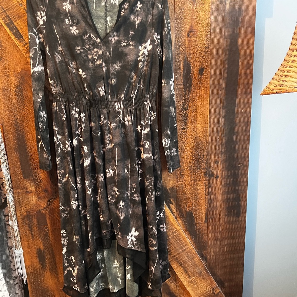 Vera Wang Floral Black and White Dress